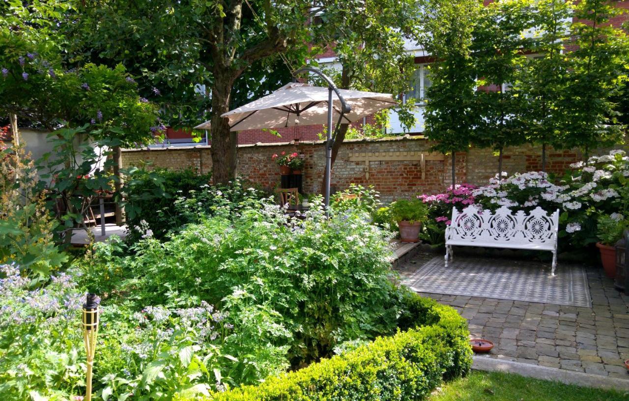 Bed & Breakfast Exterlaer Antuérpia Exterior foto